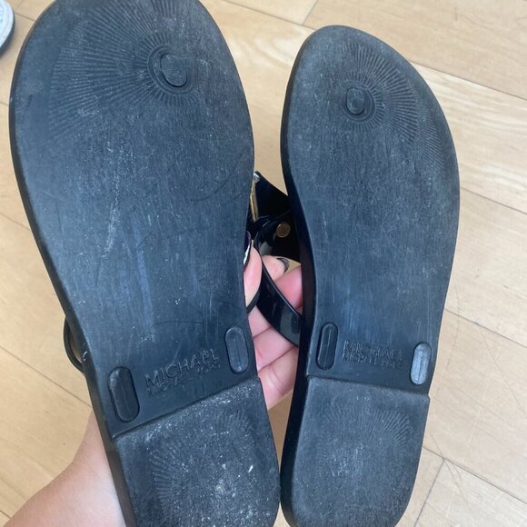 Michael Kors Women's black sandals sz 7 jelly bow - Picture 5 of 6